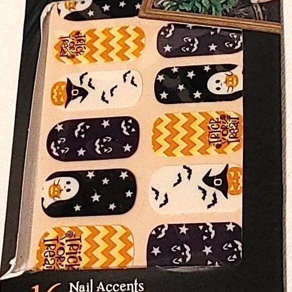 KISS Mani Pop 16 Halloween Nail Accents - Picture 3 of 3